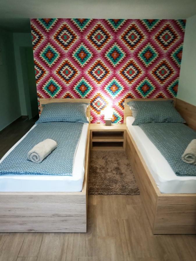 Апартаменты Valentina Apartman Эгер Экстерьер фото